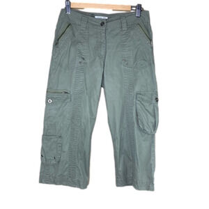 ROOTS 73 Green  Cargo Capris size 4